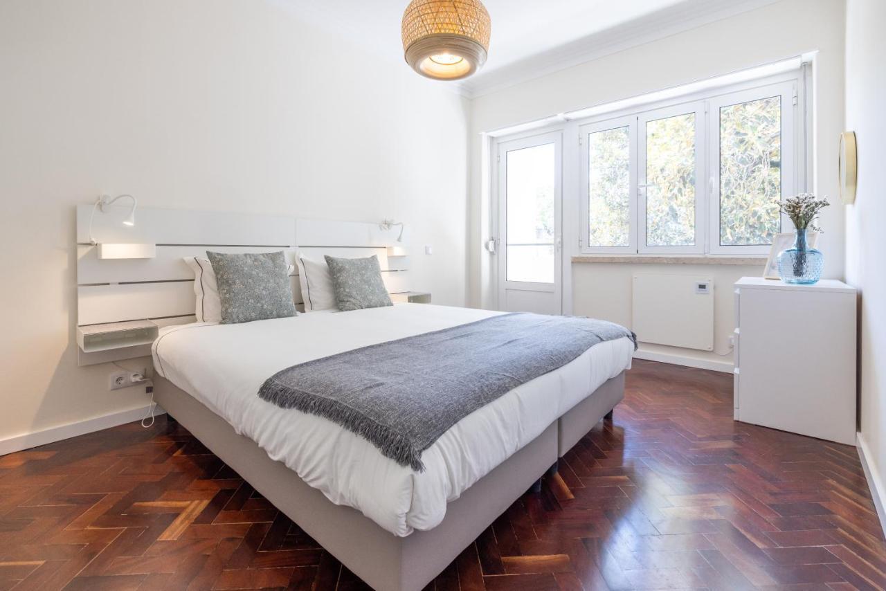 Casa Do Largo - Cozy Apartment In The City Center & With Ac Lisbon Exterior photo